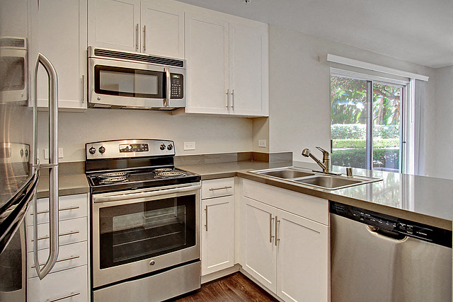 Holly Street Kitchen