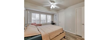 1 Bed, 1 Bath: Furnished