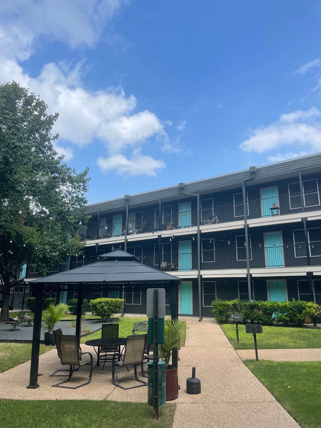 ANDREWS PLACE APARTMENTS