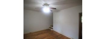 2/1 1160 sqft