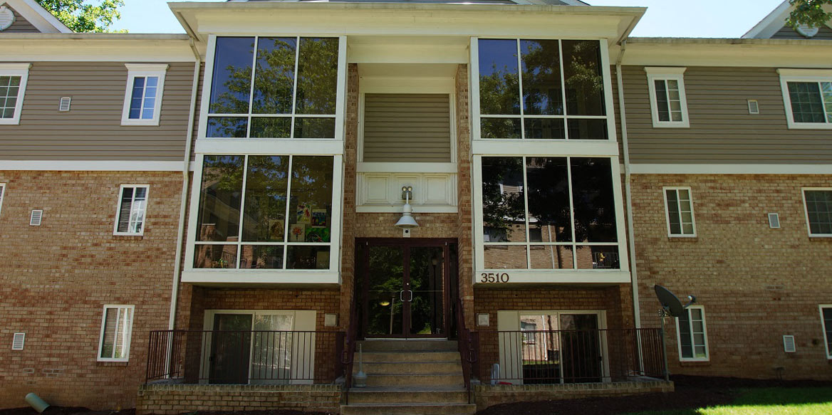 Briarwood Apartments Apartments In Dumfries Va