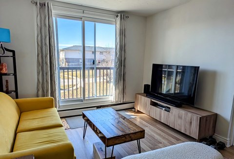 141 Linnwood Avenue 1-3 Beds Apartment for Rent - Photo Gallery 2