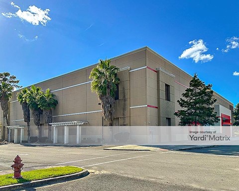 Storage Units for Rent available at 6785 Thomasville Road, Tallahassee, FL 32312