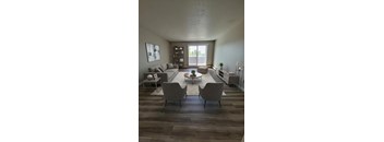2 Bedrooms, 1 Bathroom