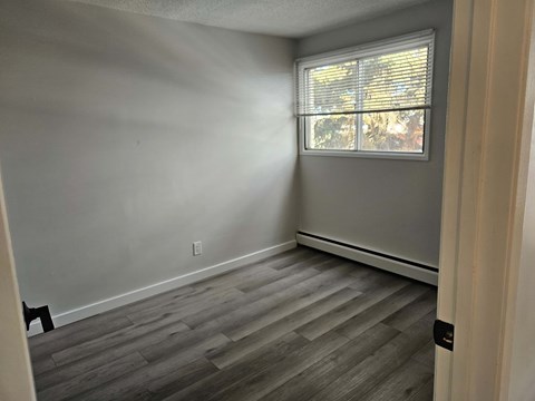 13308 127 Street NW 1-2 Beds Apartment for Rent - Photo Gallery 4