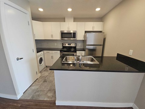16315 96A AVE NW 1-2 Beds Apartment for Rent - Photo Gallery 4