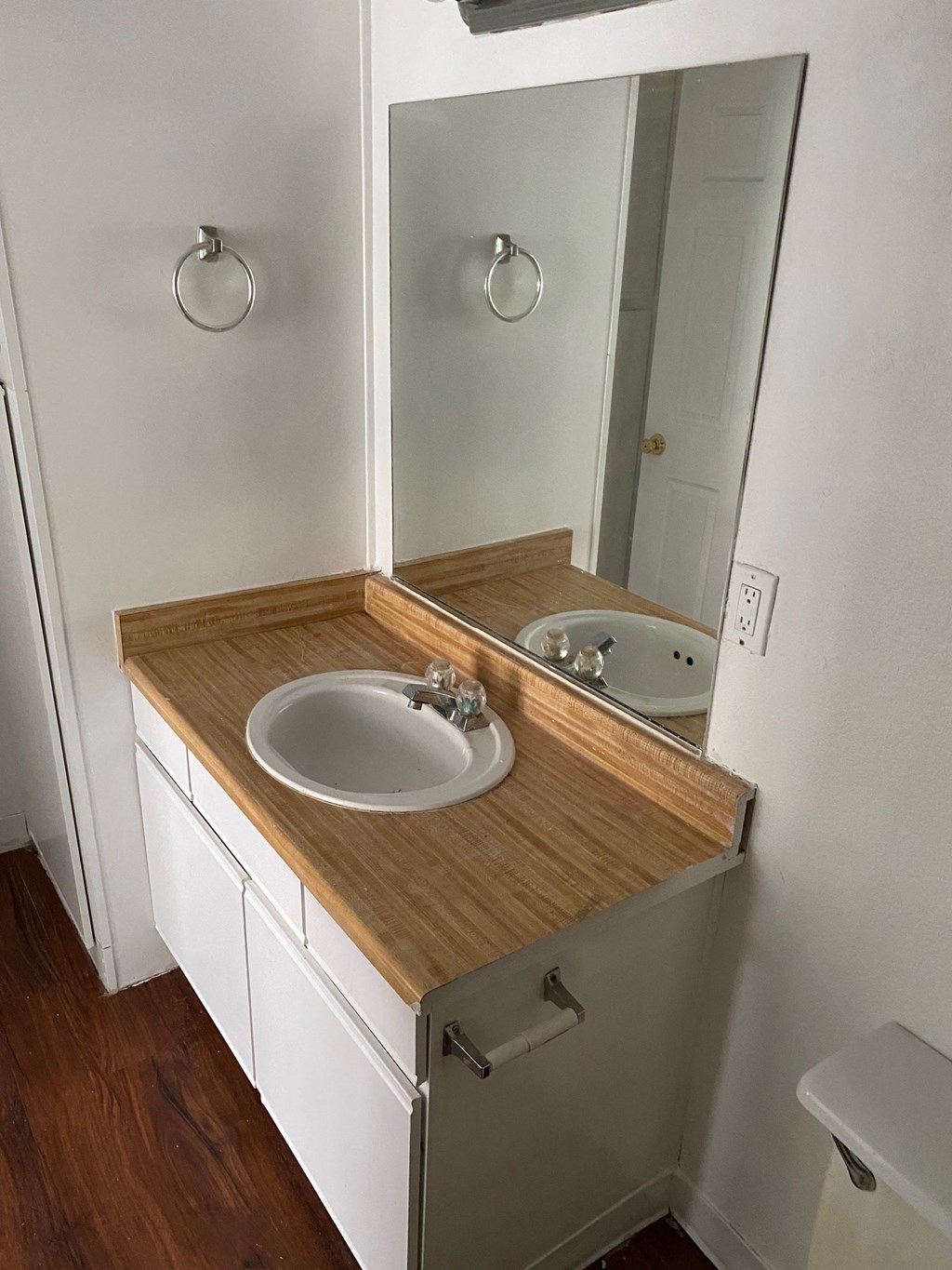 Twain Loft Apartments