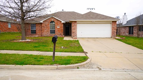 512 Love Lane 3 Beds Apartment for Rent