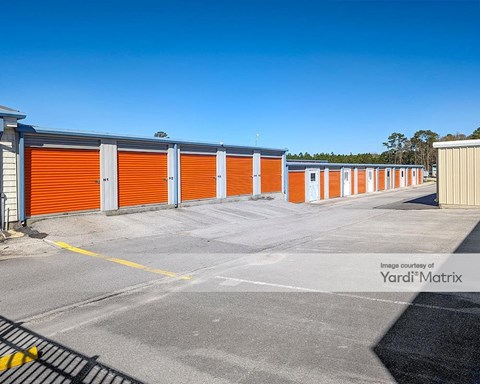 Storage Units for Rent available at 1059 Cedar Point Blvd, Cedar Point, NC 28584