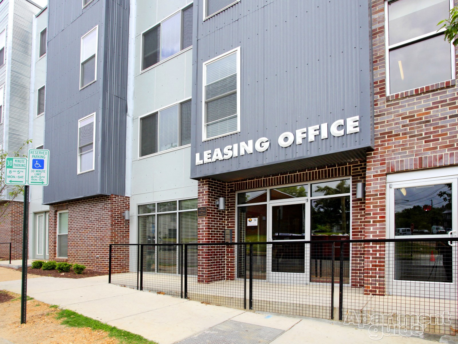 Shockoe Valley View Apartments, 1904 Cedar Street, Richmond, VA - RENTCafé