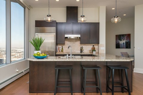 #3002, 10136 104 Street Northwest 2 Beds Apartment for Rent