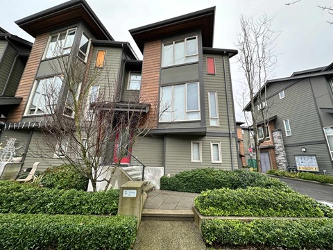 1-757 Orwell St 3 Beds Apartment for Rent