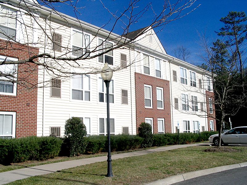Rockwood Village Apartments, 3901 Price Club Blvd., Midlothian, VA