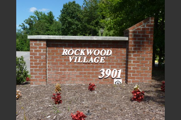 Rockwood Village Apartments 3901 Price Club Blvd Midlothian Va Rentcafe