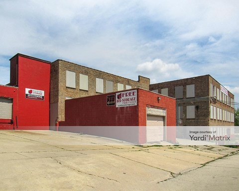 Storage Units for Rent available at 1034 Short Elm Street, Rockford, IL 61102