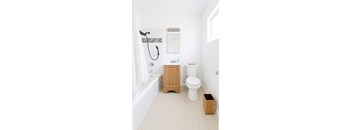 1 Bed/ 1 Bath Front Corner