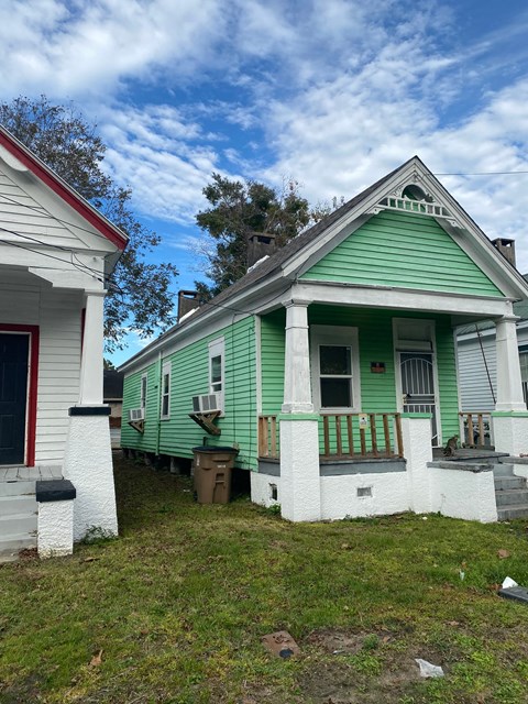 1052 State St 2 Beds Apartment for Rent