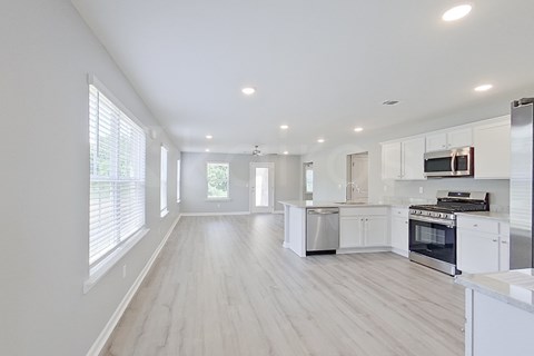 625 June St 4 Beds Apartment for Rent