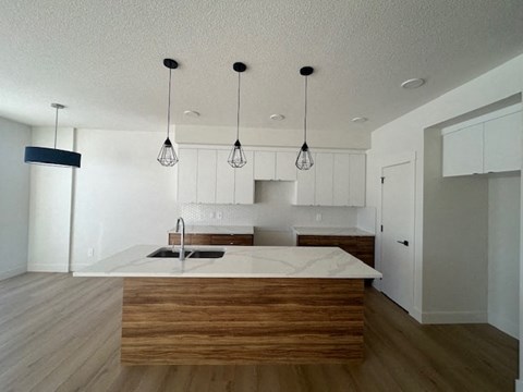 Main, 159 Cavanagh Common Southwest 3 Beds Apartment for Rent