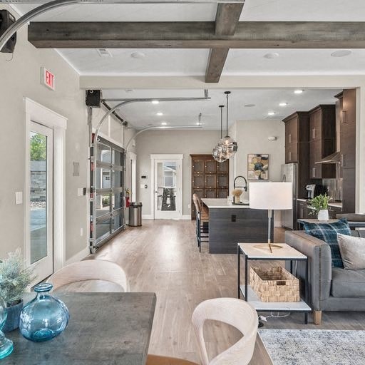 Village At Hinckley Oaks