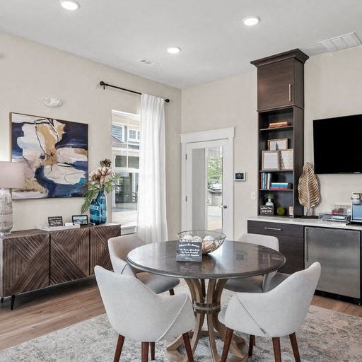 Village At Hinckley Oaks