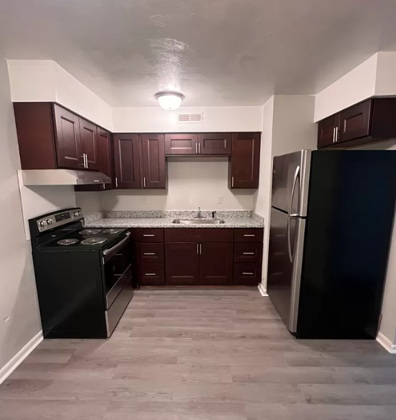 Tidewater Place Apartments