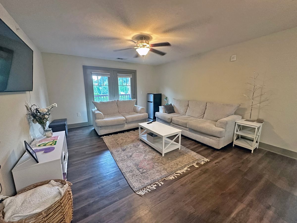 CollegePlace Clemson Apartments