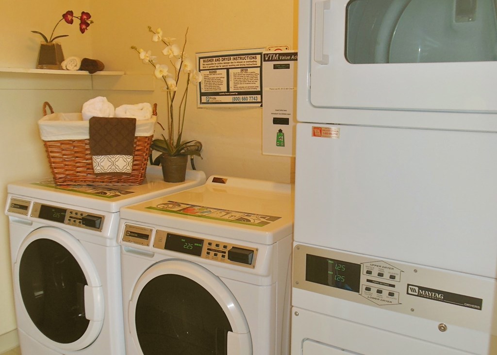 Villa Bonita Apartments