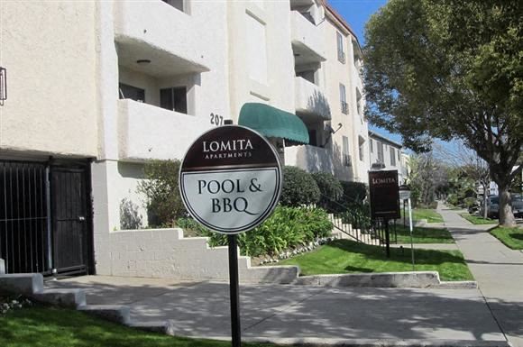 207 West Lomita Avenue 1-2 Beds Apartment for Rent - Photo Gallery 1