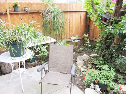 Oakland Summit Apartments