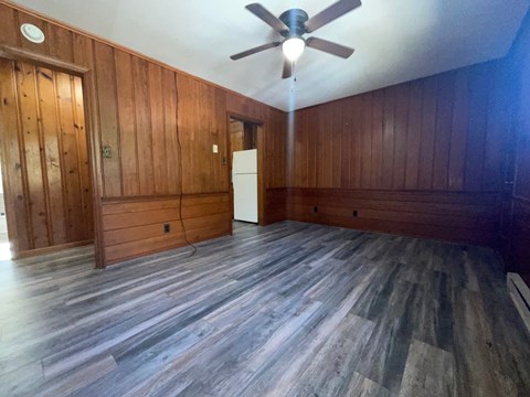 309 Hadley Street 2 Beds Apartment for Rent