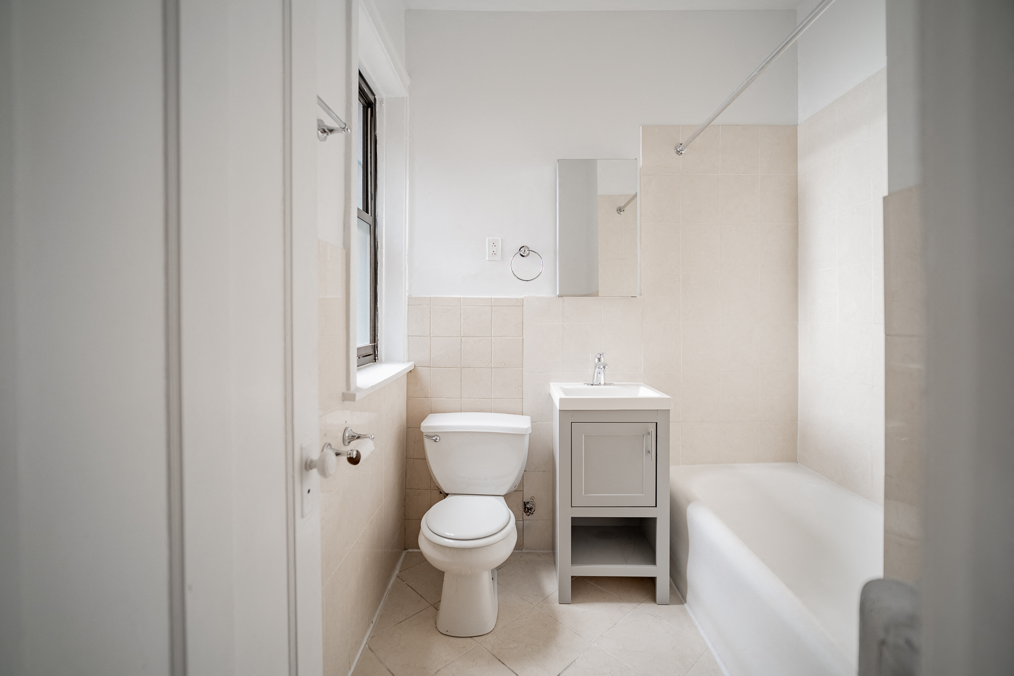 2344 unit F3 - 2 Bedroom