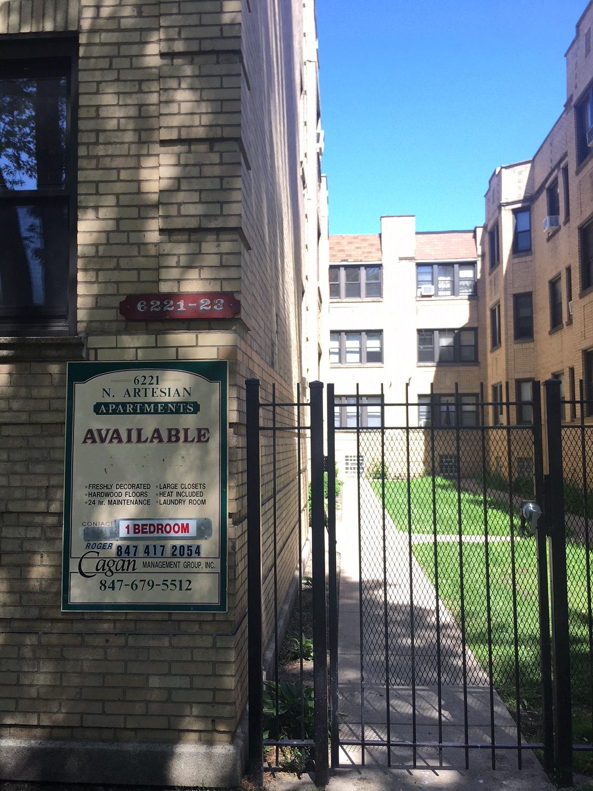 6221 Artesian Exterior