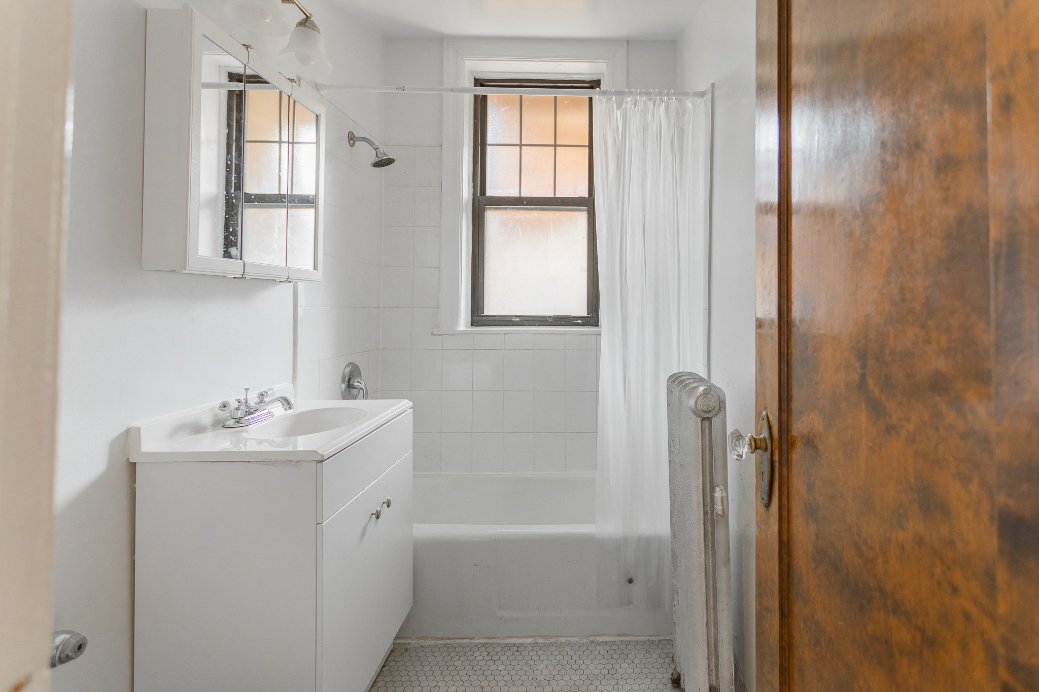 Bathroom 1225-G