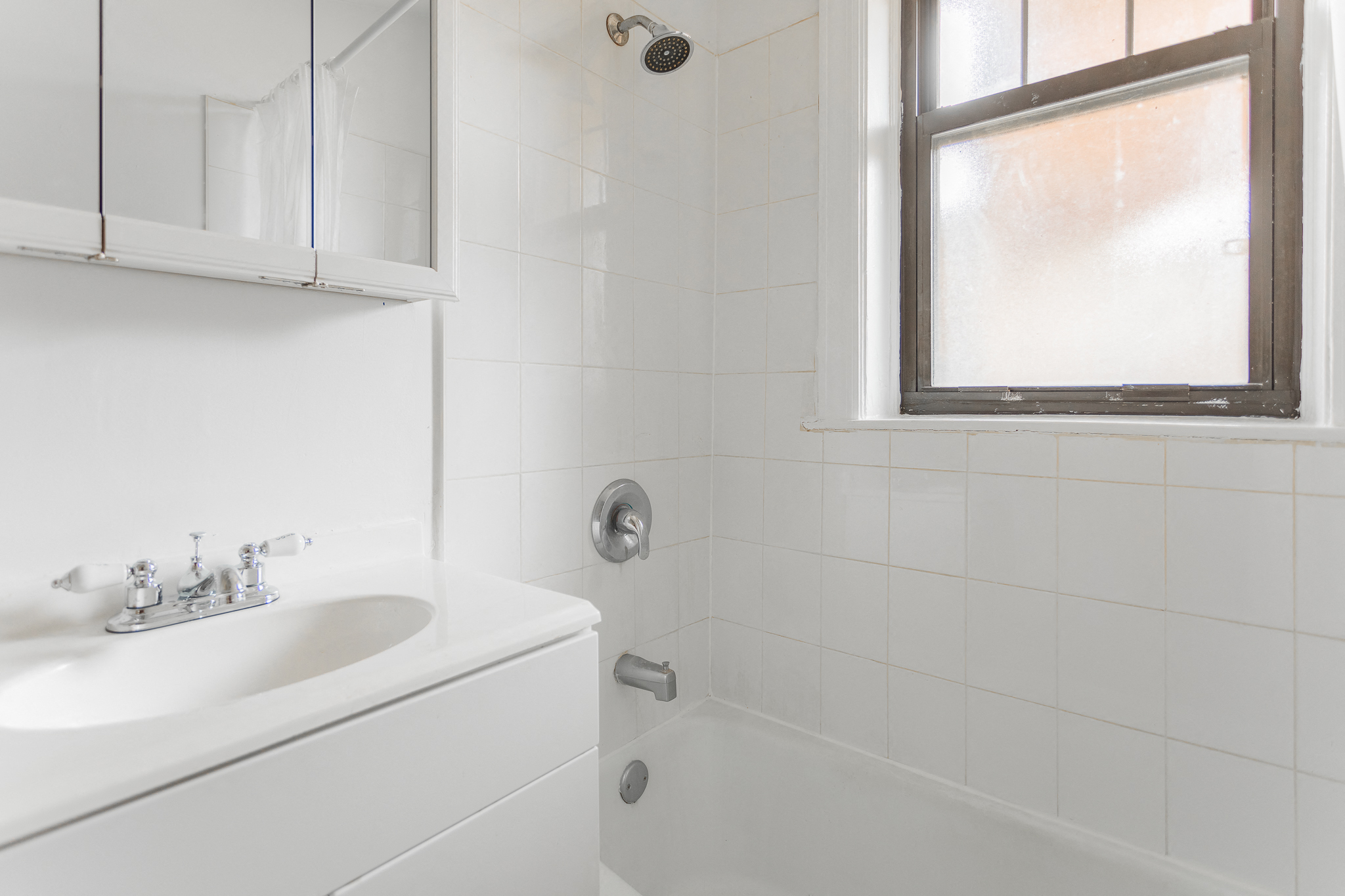 Bathroom 1225-G