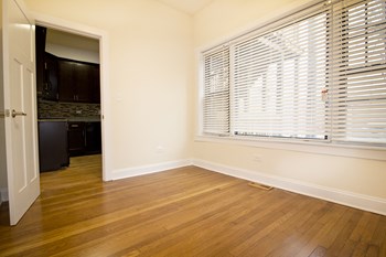 2989 N Lawndale 1-3 Beds Apartment for Rent - Photo Gallery 8