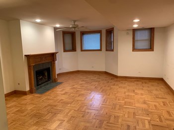 3734 N Sheffield Ave 2 Beds Apartment for Rent - Photo Gallery 2