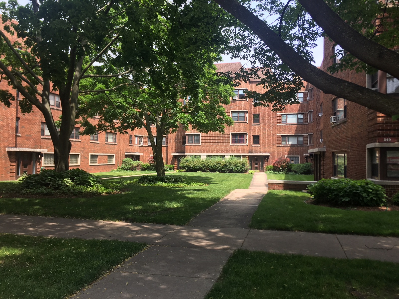 549 Sheridan Exterior