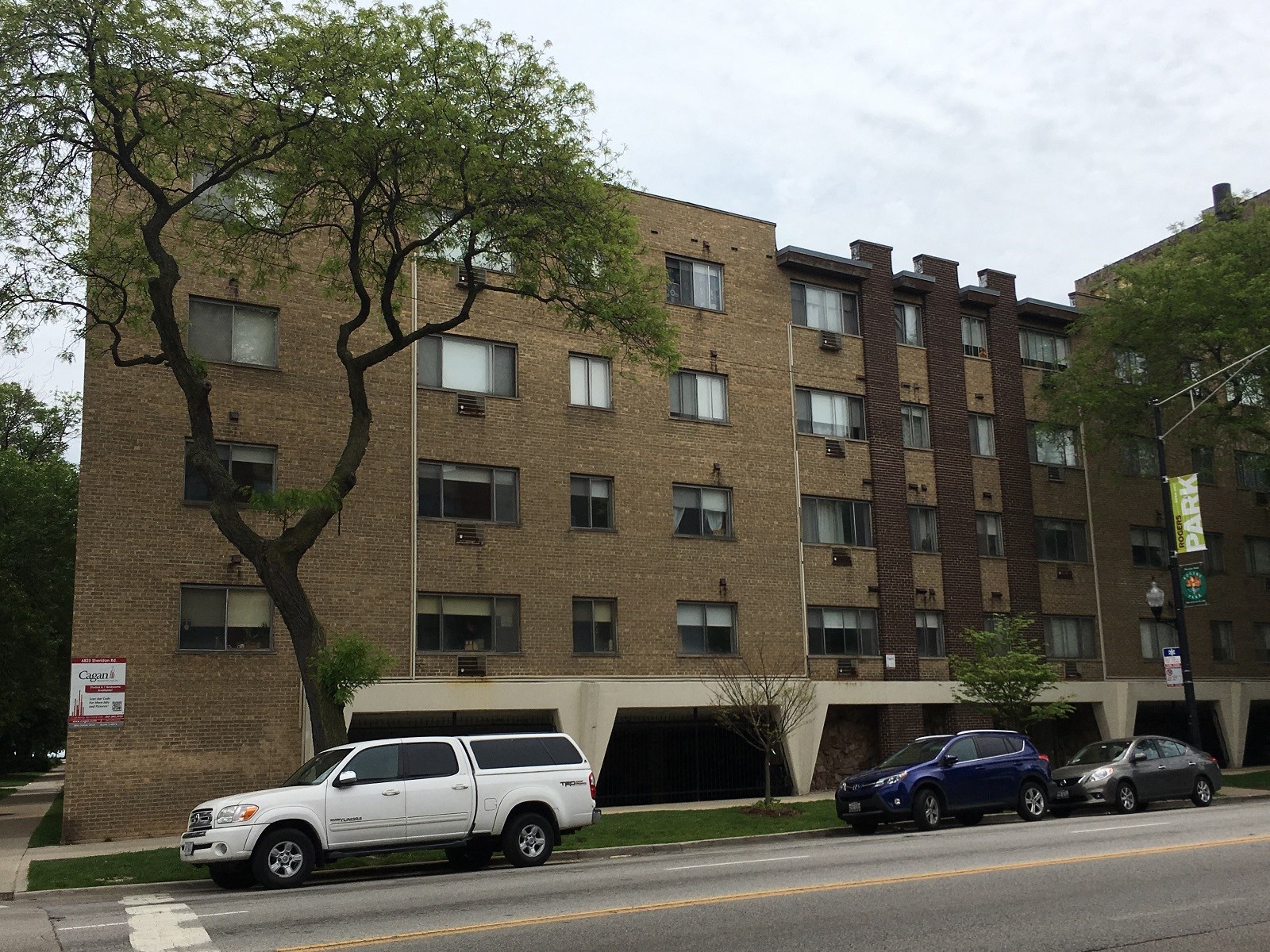 6825 N. Sheridan Rd Apartments, 6825 N Sheridan Rd, Chicago, IL - RENTCafé