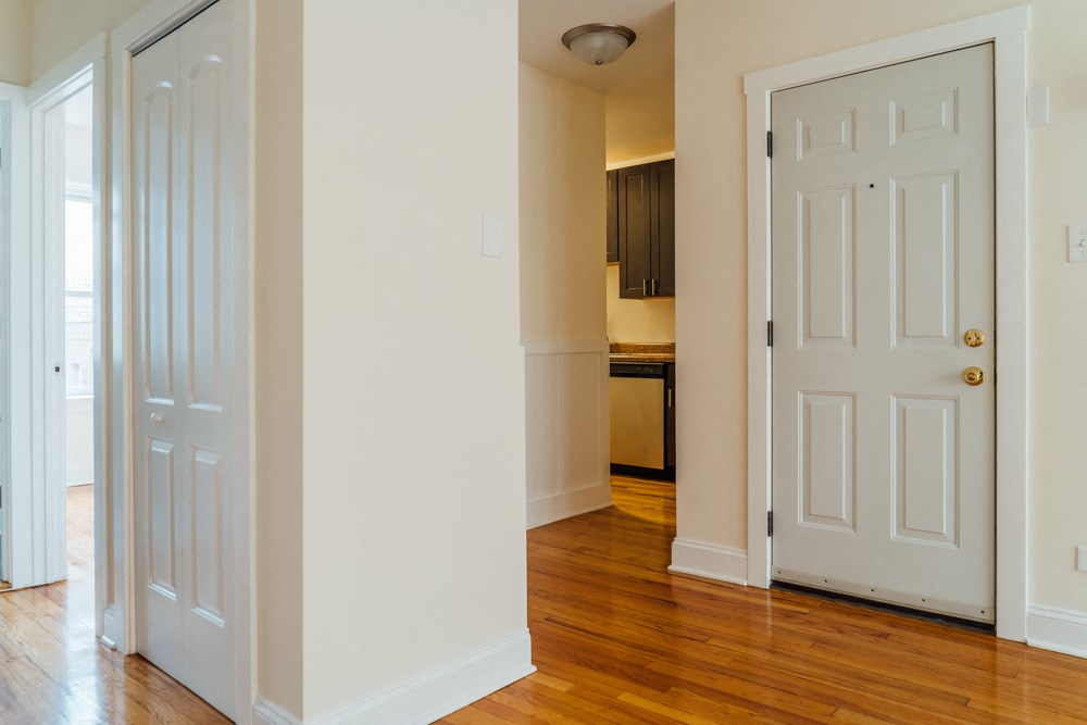 5054-5064 N Wolcott Ave