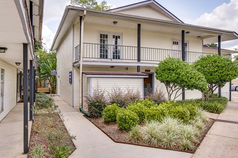Whispering Oaks