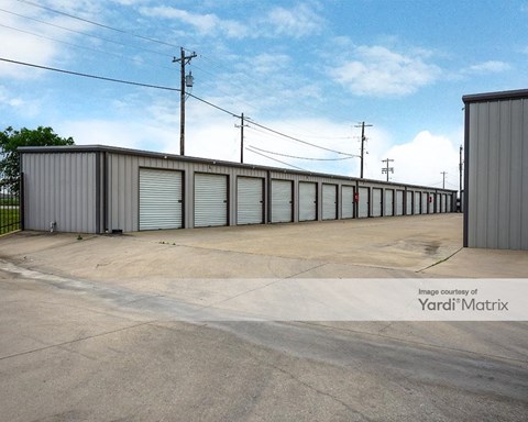 Storage Units for Rent available at 13512 Highway 75, Van Alstyne, TX 75495