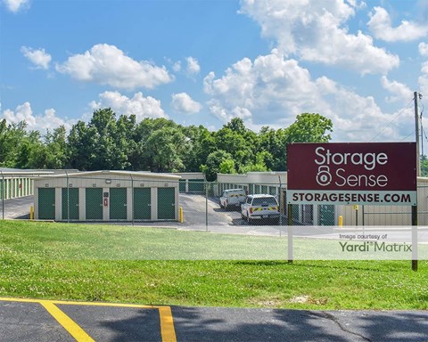 Storage Units for Rent available at 3560 North Farm Road 183, Springfield, MO 65803