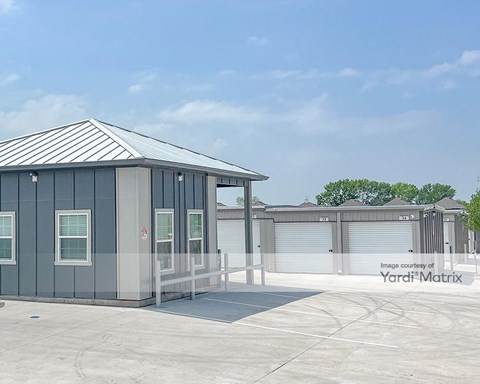 Storage Units for Rent available at 102 Christian Road, Ennis, TX 75119