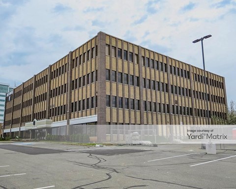 Storage Units for Rent available at 875 Greentree Road #8, Pittsburgh, PA 15220