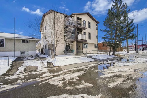 1728 38 St Se Studio Apartment for Rent