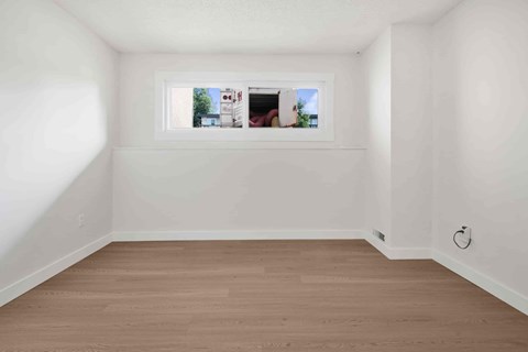811 And 815 Mcneill Rd NE Studio Apartment for Rent