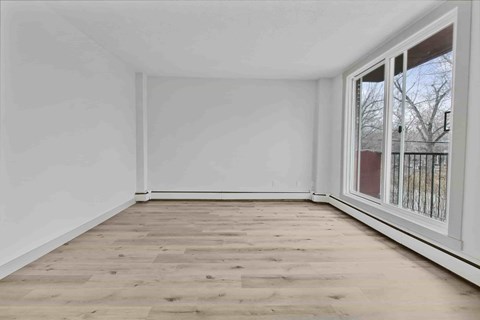 624 3 Ave Nw 2 Beds Apartment for Rent