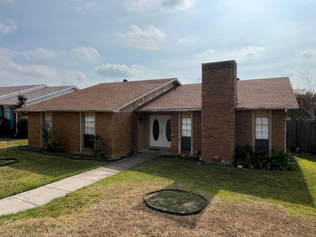 1810 Red Oak Ln 3 Beds House for Rent - Photo Gallery 19