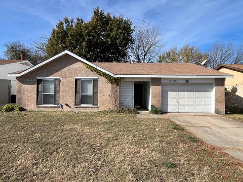2133 Quail Hollow Dr 3 Beds Apartment for Rent
